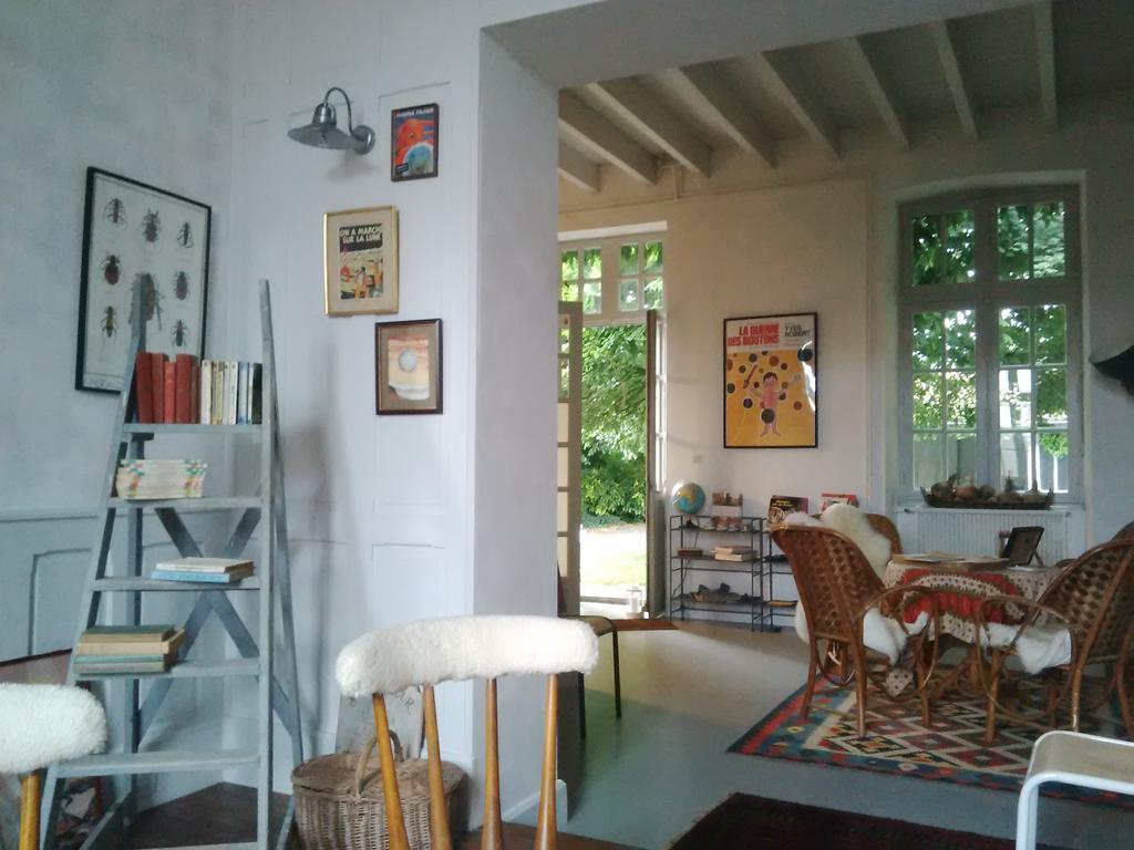 La Bonne Ecole Bed & Breakfast Les Landes-Genusson Luaran gambar